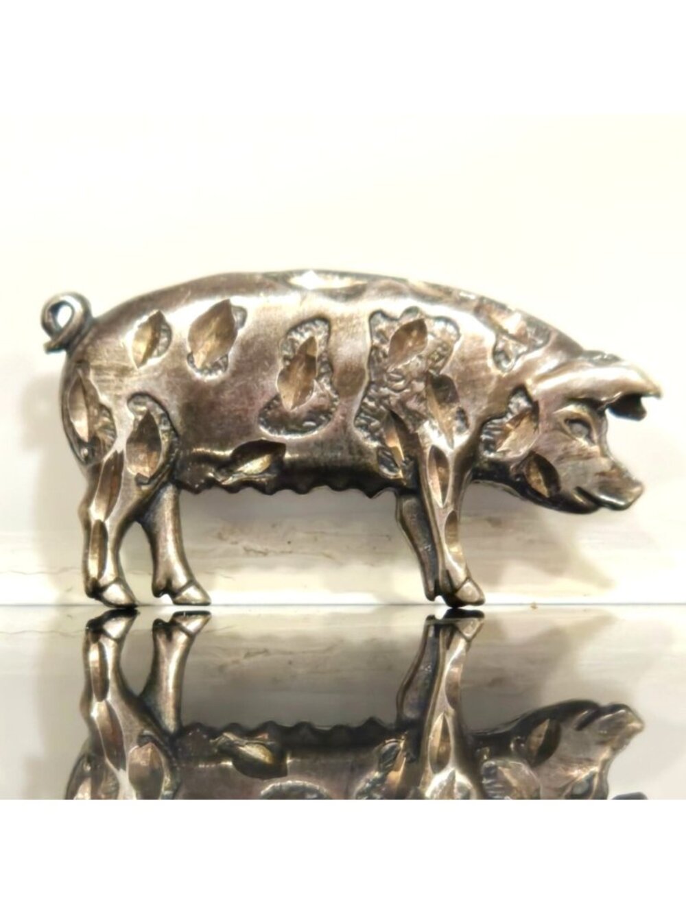 Vintage Shube Dakota West Sterling Silver Pig Brooch Southwest Signed Artisan 5g